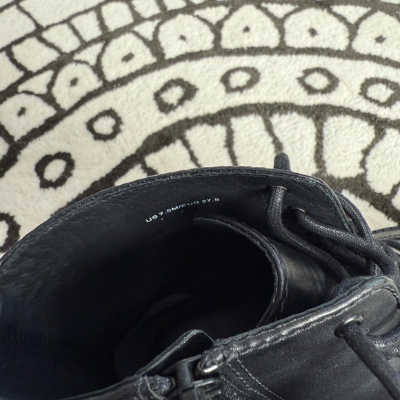 Vince Cabria Lug Boot - size 7.5 / 37.5 - Picture 6 of 8